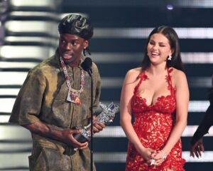 376189121_835350911373644_7458356604962151635_n